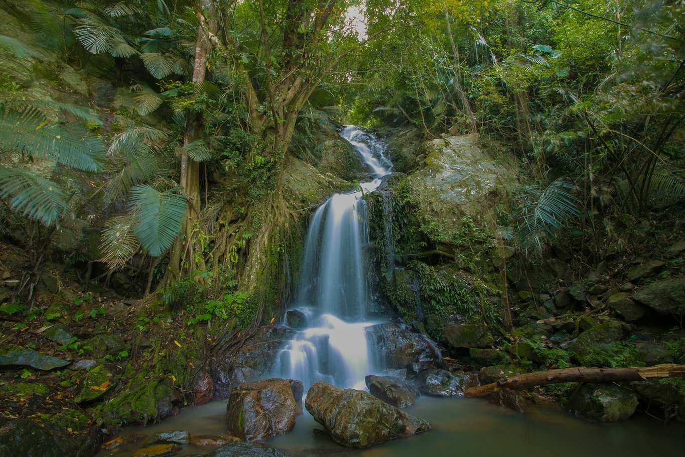 attraction-Kbal O Chra Waterfall 4.jpg